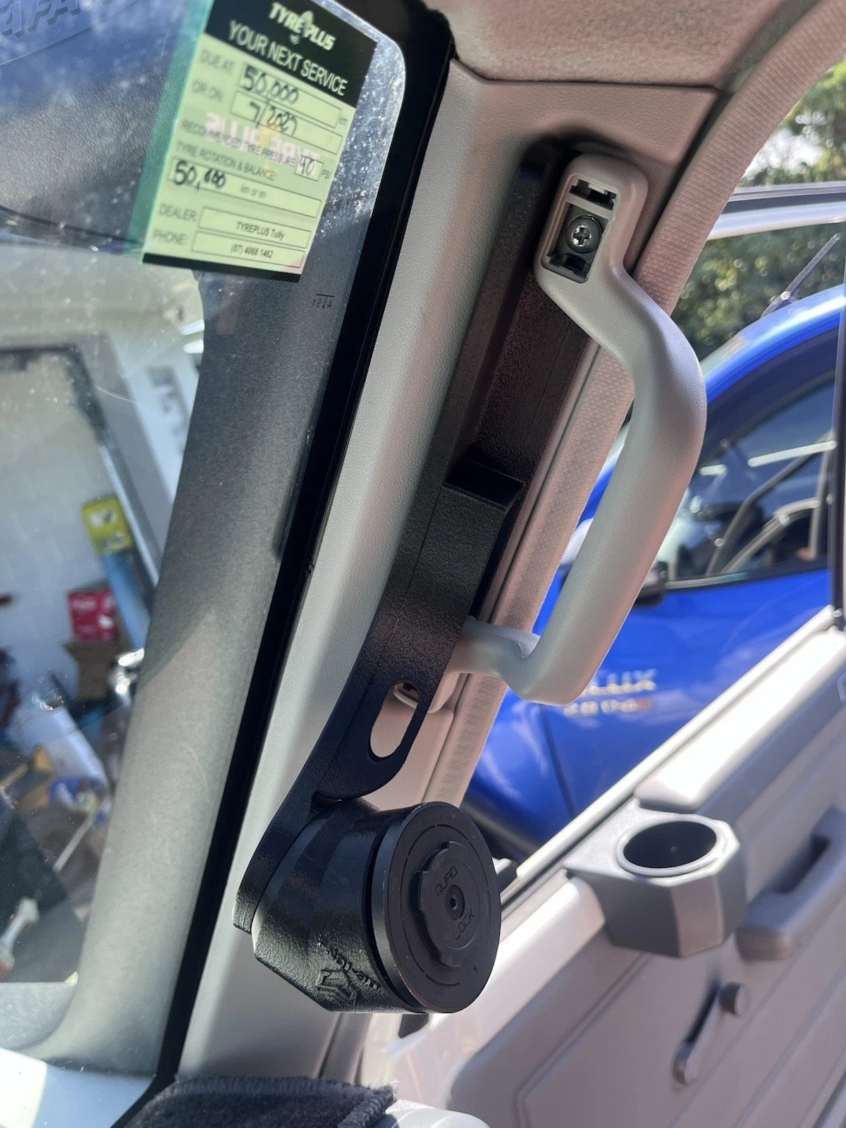 Toyota LandCruiser 79 Series Pillar Phone Mount Suits Quad Lock MAG Head
